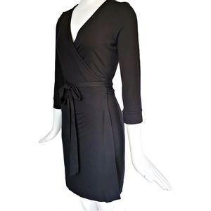 Diane Von Furstenberg/ Black Dress/ Size: 2